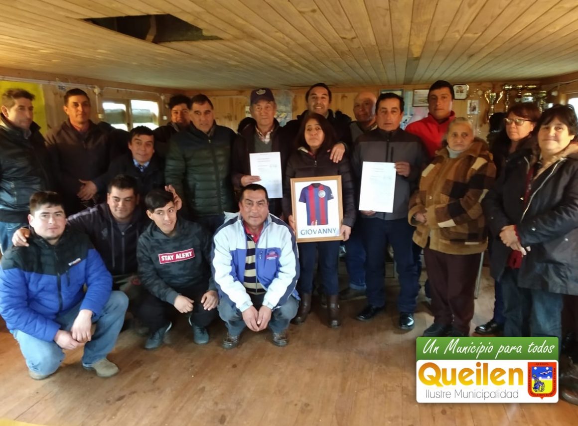 Municipalidad entregó título de dominio a Club Estero Queilen