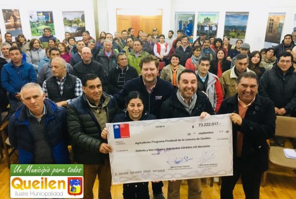 Municipalidad de Queilen e Indap entregaron 73 millones de pesos a los agricultores de la comuna Municipalidad de Queilen e Indap entregaron 73 millones de pesos a los agricultores de la comuna