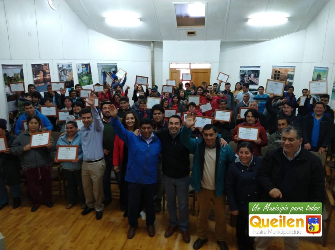 MUNICIPALIDAD DE QUEILEN ENTREGÓ 18 MILLONES DE PESOS PARA INICIATIVAS LOCALES